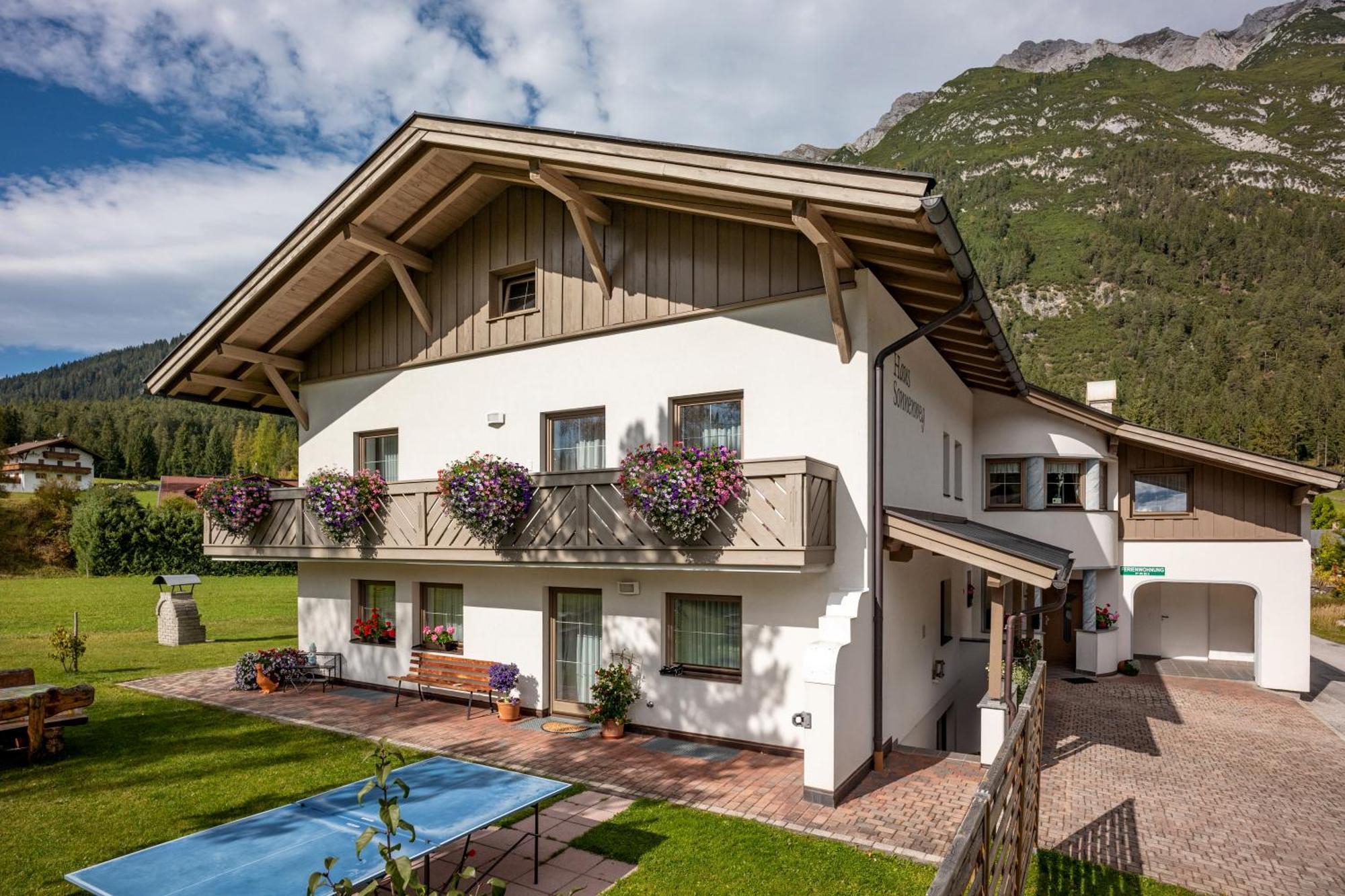 Haus Sonnenweg Lägenhet Leutasch Exteriör bild